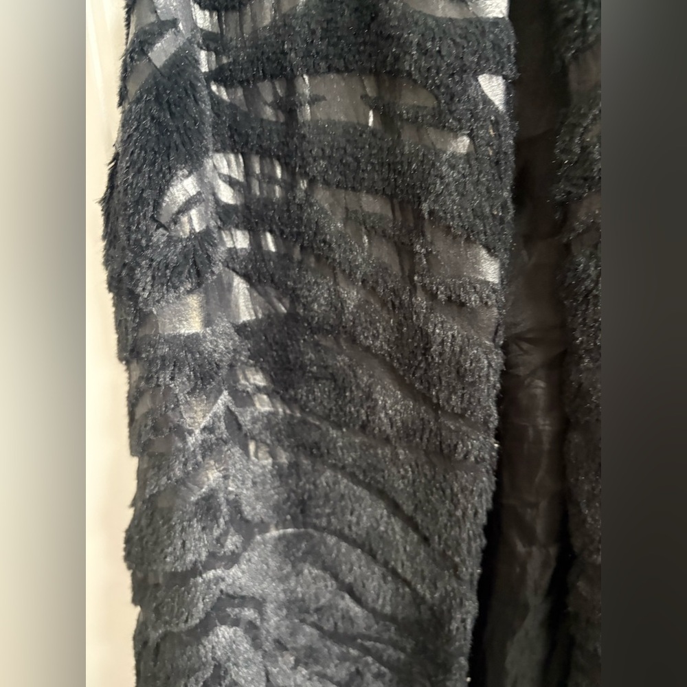 Love Culture Charcoal Faux Fur Vest - Picture 5 of 8
